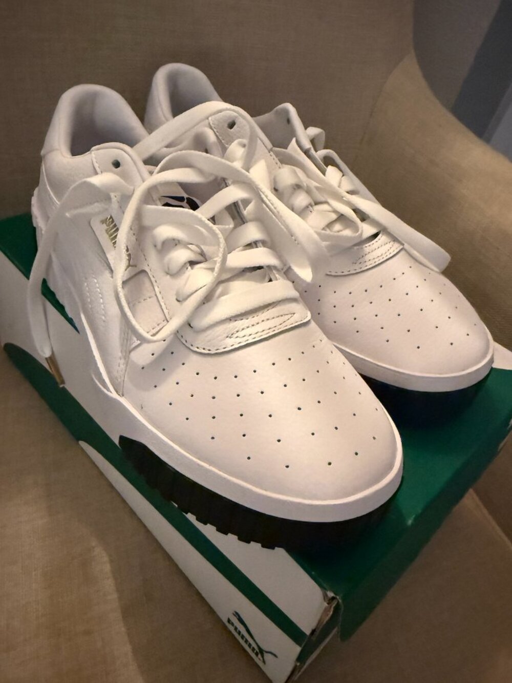 NEW Puma Cali Sneakers in White, 10.5